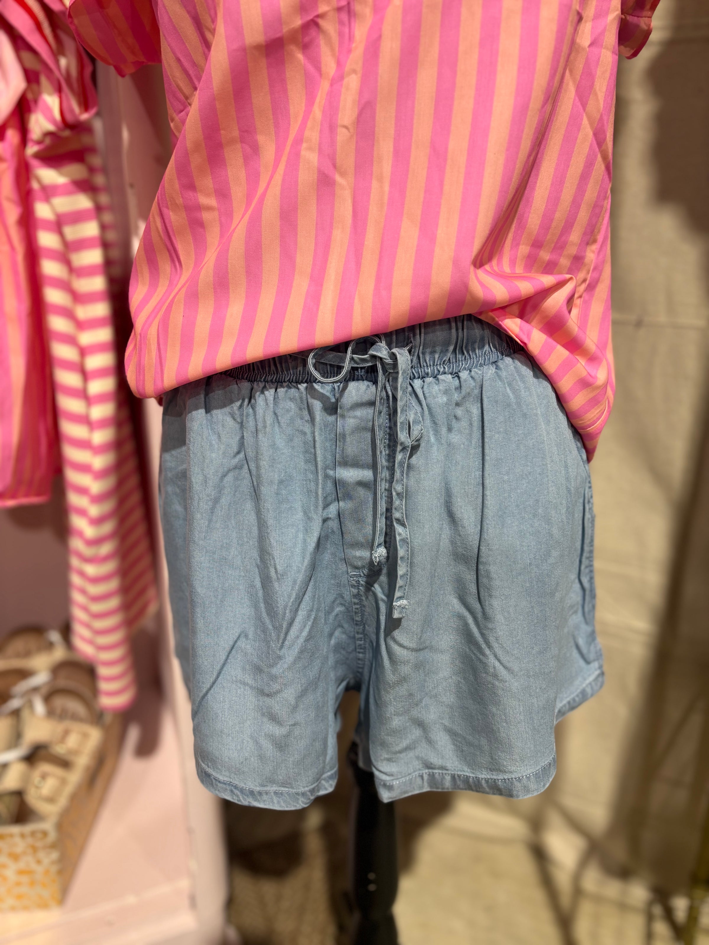 Double Zero Flowy Denim Tie Shorts