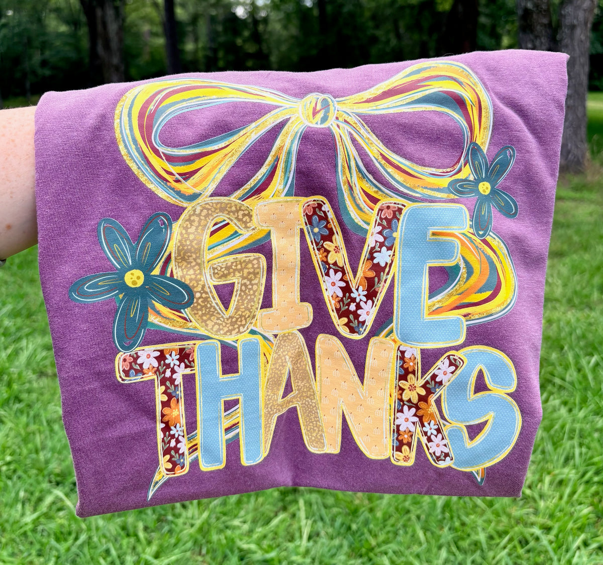 Give Thanks Bow Comfort Color Tee