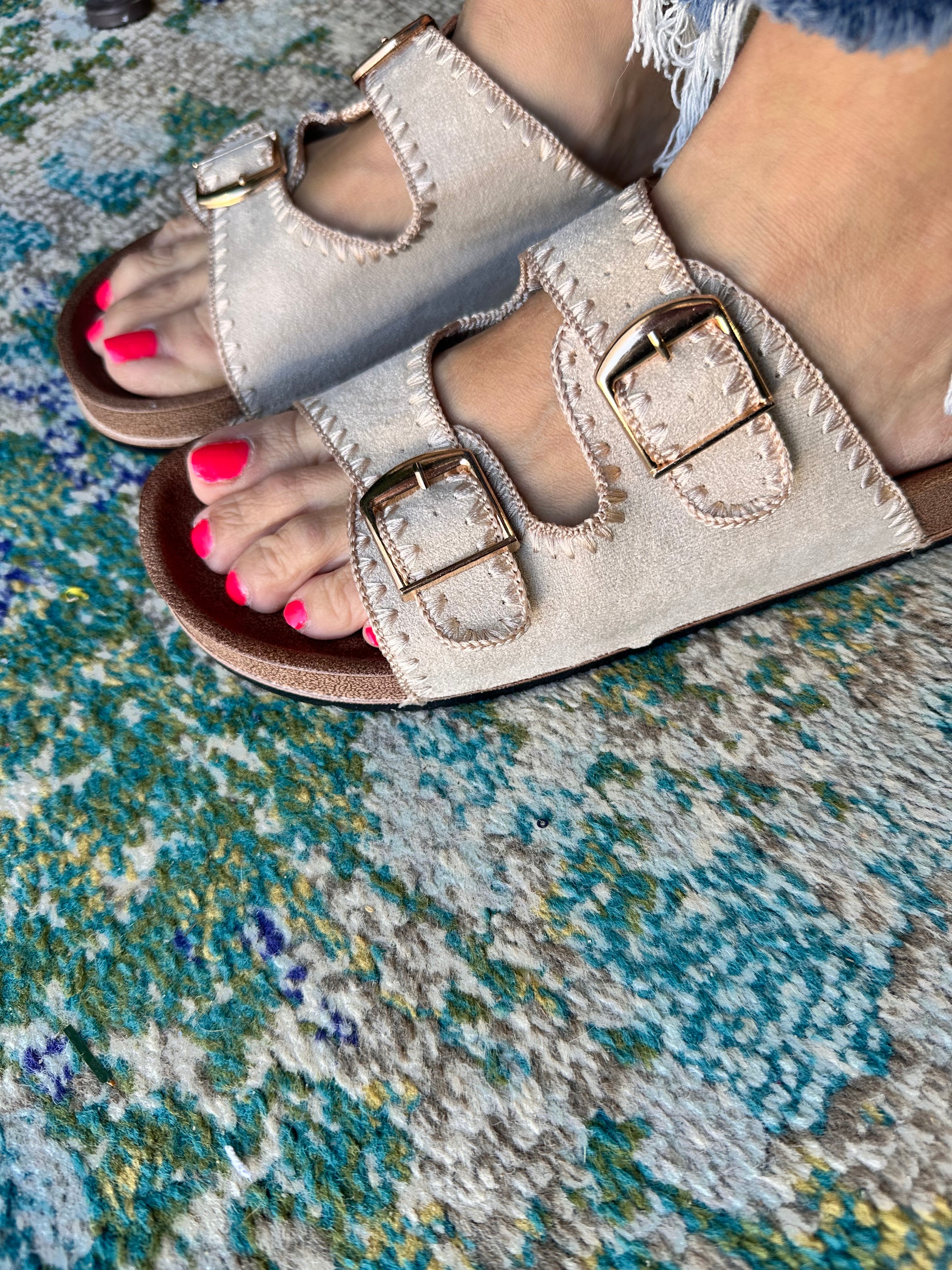 Embroidered Trim Retro Buckle Sandals